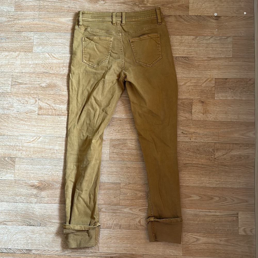 Colored Jeans - Picture 2 of 2